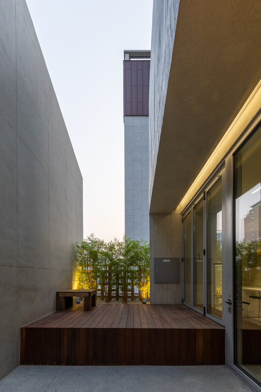 Edificio de uso mixto Urban Egg / U.GA Architects Edificio de uso mixto Urban Egg / U.GA Architects - Fotografía interior