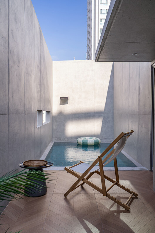 Edificio de uso mixto Urban Egg / U.GA Architects Edificio de uso mixto Urban Egg / U.GA Architects - Fotografía interior, Concreto