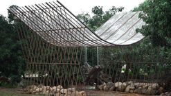 Deadwood Hut / Insight Architects