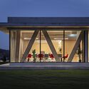 Production and Office Building Dubrovčan / MVA Mikelić Vreš Arhitekti - Office Buildings