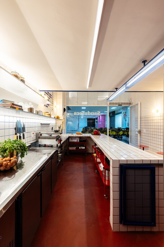 Sanduteca – Sandwich Library / Estúdio Cajalima Sanduteca – Sandwich Library / Estúdio Cajalima - Interior Photography, Kitchen, Lighting, Countertop
