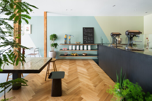 The Art of Ice Cream Shop Design The Art of Ice Cream Shop Design - Image 2 of 74