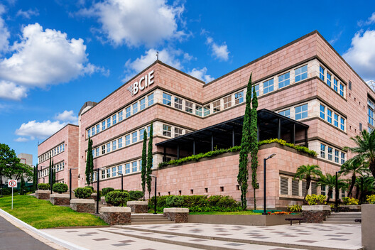 Ground Truth: How the BCIE Headquarters in Honduras Spoke Through Local Stone