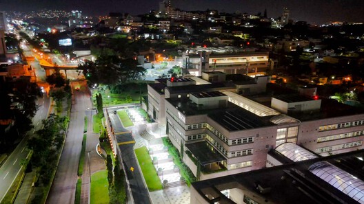 Ground Truth: How the BCIE Headquarters in Honduras Spoke Through Local Stone - Image 9 of 12