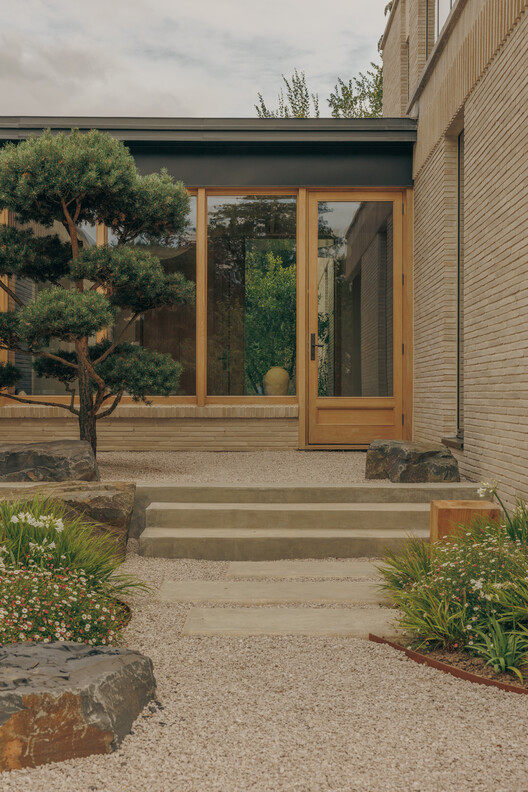 Skylark House / House of EM Skylark House / House of EM - Exterior Photography, Garden, Concrete, Courtyard