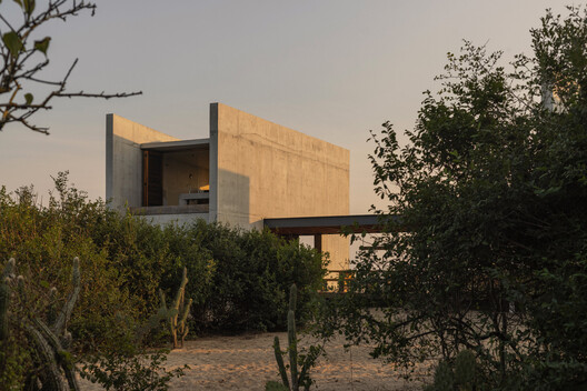 Casa Macahuite / Studio Font Casa Macahuite / Studio Font - Image 17 of 33