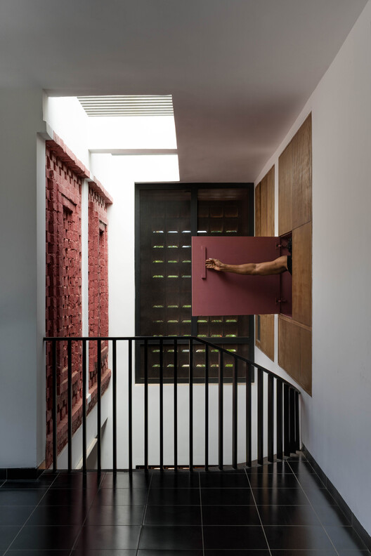 Pamoja House / Project 51 A (h) Pamoja House / Project 51 A (h) - Image 3 of 19
