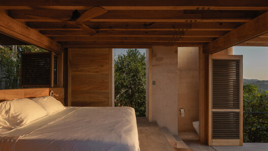Casa Diez Pies / Studio Font Casa Diez Pies / Studio Font - Interior Photography, Bedroom, Wood, Beam