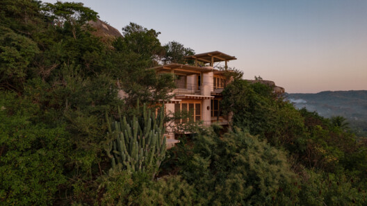 Casa Diez Pies / Studio Font Casa Diez Pies / Studio Font - Exterior Photography, Balcony