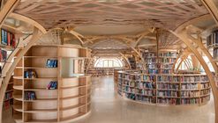 Forest of Knowledge Library / studio hinge