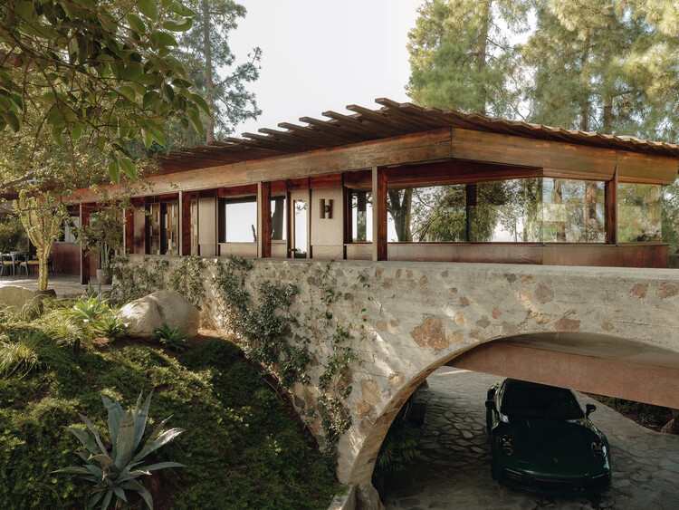 De Jonghe Residence Restoration / Michel Architects - Exterior Photography, Restoration, Beam