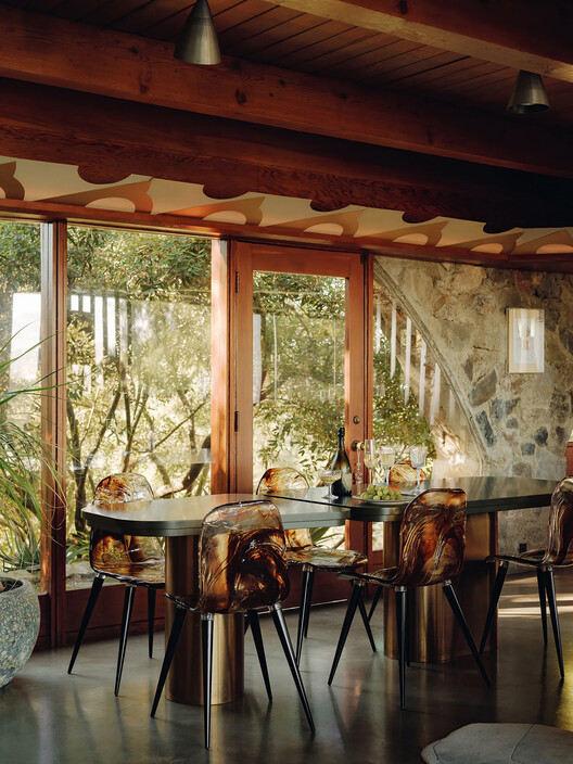 De Jonghe Residence Restoration / Michel Architects De Jonghe Residence Restoration / Michel Architects - Interior Photography, Dining room, Wood, Chair, Table, Lighting