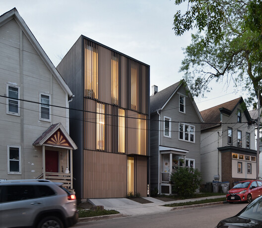 Curtain House / Johnsen Schmaling Architects Curtain House / Johnsen Schmaling Architects - Exterior Photography