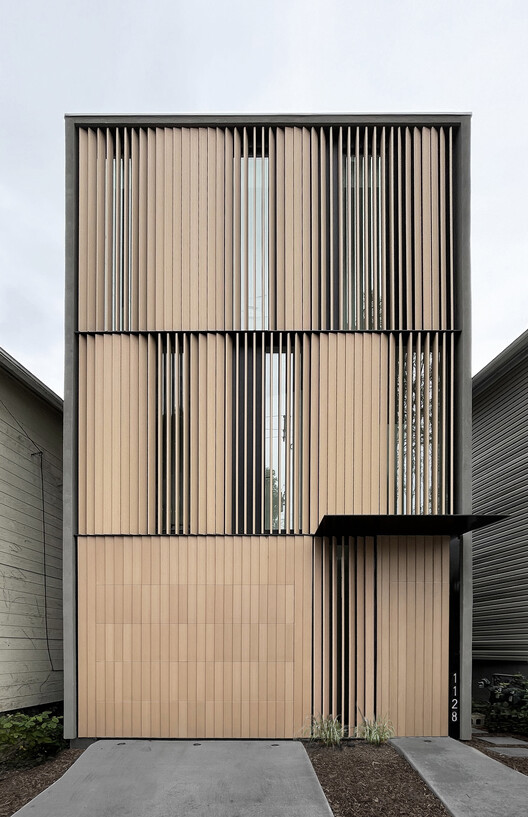 Curtain House / Johnsen Schmaling Architects Curtain House / Johnsen Schmaling Architects - Image 5 of 22