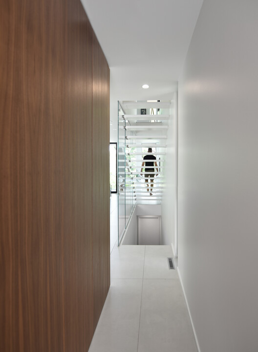 Curtain House / Johnsen Schmaling Architects Curtain House / Johnsen Schmaling Architects - Interior Photography, Wood, Lighting, Glass