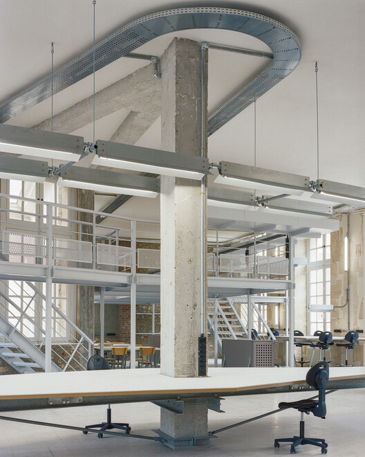 What Is Metamodern Architecture? Between Postmodern Irony and a New Sincerity What Is Metamodern Architecture? Between Postmodern Irony and a New Sincerity - Image 17 of 18
