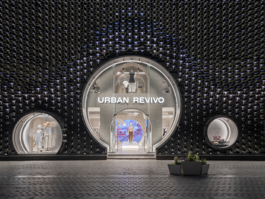Urban Revivo Sanlitun Flagship Store / MVRDV - Image 33 of 47