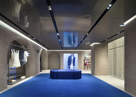 Urban Revivo Sanlitun Flagship Store / MVRDV - Interior Photography