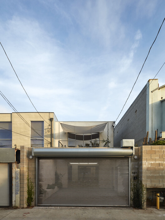 Emeco House / david saik studio Emeco House / david saik studio - Image 14 of 27
