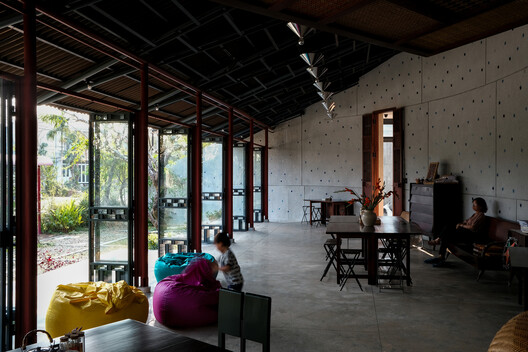 Inside Hostels: How Shared Spaces Reshape the Rhythm of Nomads' Lives - Image 3 of 28