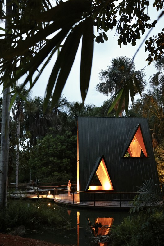Light of Amazonia Chapel / Rogoski Arquitetura Light of Amazonia Chapel / Rogoski Arquitetura - Image 18 of 23