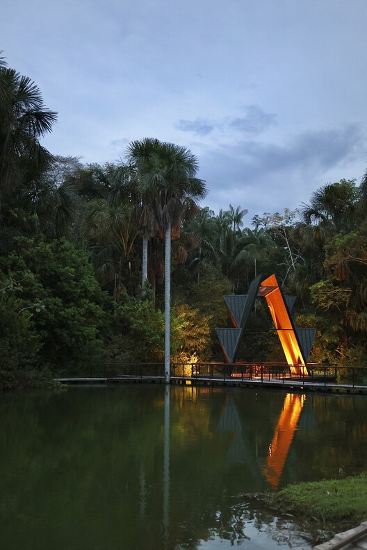 Light of Amazonia Chapel / Rogoski Arquitetura Light of Amazonia Chapel / Rogoski Arquitetura - Image 15 of 23