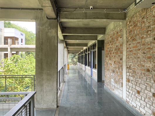 Inside Hostels: How Shared Spaces Reshape the Rhythm of Nomads' Lives - Image 27 of 28