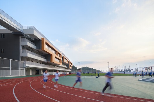 The Nanshan Affiliated School of Beijing Normal University / Z&Z STUDIO - Exterior Photography