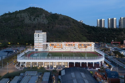 The Nanshan Affiliated School of Beijing Normal University / Z&Z STUDIO - Exterior Photography