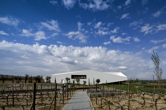 Neither Farm Nor Hotel: Why Agritourism Needs Its Own Architectural Typology Neither Farm Nor Hotel: Why Agritourism Needs Its Own Architectural Typology - Image 75 of 77
