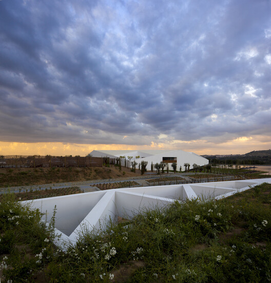 Neither Farm Nor Hotel: Why Agritourism Needs Its Own Architectural Typology Neither Farm Nor Hotel: Why Agritourism Needs Its Own Architectural Typology - Image 73 of 77