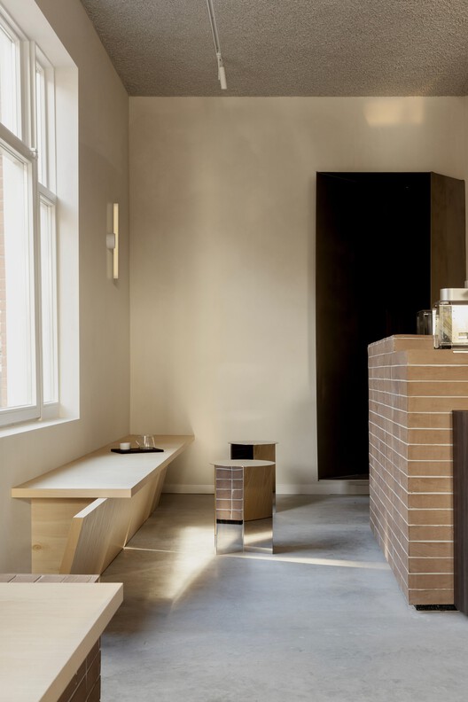 DAK coffee roasters / Barde + vanVoltt DAK coffee roasters / Barde + vanVoltt - Image 6 of 20