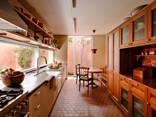 Cinco House / Memola Estúdio Cinco House / Memola Estúdio - Interior Photography, Kitchen, Countertop, Wood, Lighting, Sink
