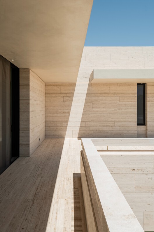 JA House / Ayoub Architects JA House / Ayoub Architects - Image 5 of 31