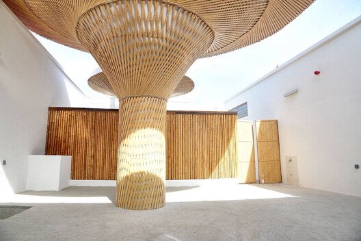 Mami Dan Temple of Toligbé Cultural Center / Maison Bignon Sossou - Interior Photography