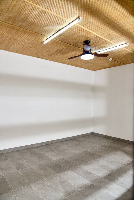 Mami Dan Temple of Toligbé Cultural Center / Maison Bignon Sossou - Interior Photography, Wood, Lighting