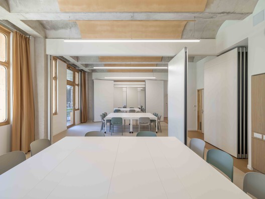 Espace Ambroise Croizat / TAUTEM Architecture Espace Ambroise Croizat / TAUTEM Architecture - Interior Photography, Chair