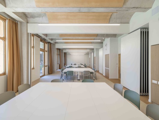 Espace Ambroise Croizat / TAUTEM Architecture Espace Ambroise Croizat / TAUTEM Architecture - Interior Photography, Wood, Chair