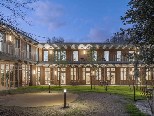 Espace Ambroise Croizat / TAUTEM Architecture Espace Ambroise Croizat / TAUTEM Architecture - Image 45 of 56