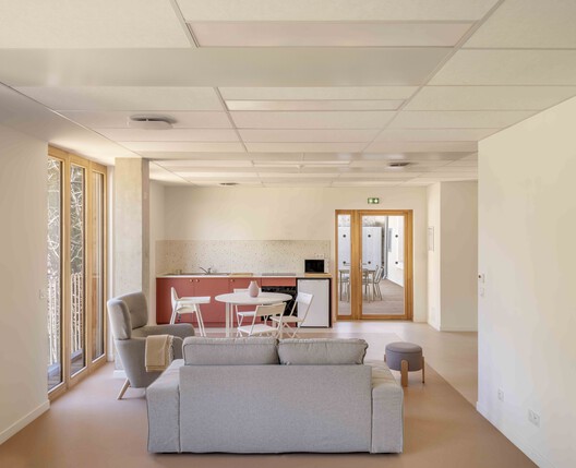 Espace Ambroise Croizat / TAUTEM Architecture Espace Ambroise Croizat / TAUTEM Architecture - Interior Photography, Living Room, Wood, Chair