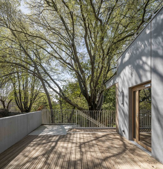 Espace Ambroise Croizat / TAUTEM Architecture Espace Ambroise Croizat / TAUTEM Architecture - Exterior Photography, Wood, Deck