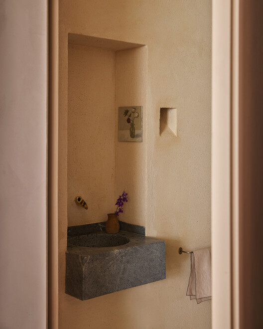 Colors Apartment / Lucas Jimeno Dualde - Interior Photography, Bathroom