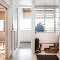 Before the Living Room: Entry Thresholds in Compact Urban Homes - 2 的图像 4