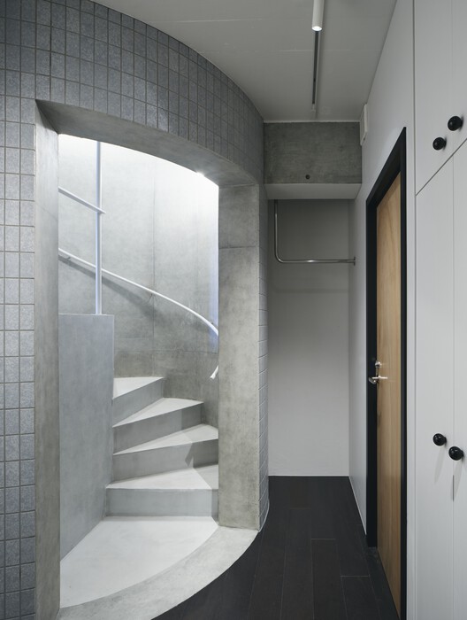 Apartment in Uehara / ULTRA STUDIO Apartment in Uehara / ULTRA STUDIO - Image 13 of 37