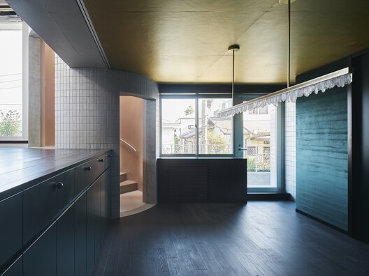 Apartment in Uehara / ULTRA STUDIO Apartment in Uehara / ULTRA STUDIO - Interior Photography, Kitchen, Glass