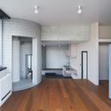 Apartment in Uehara / ULTRA STUDIO - Interior Photography, Kitchen, Lighting, Glass