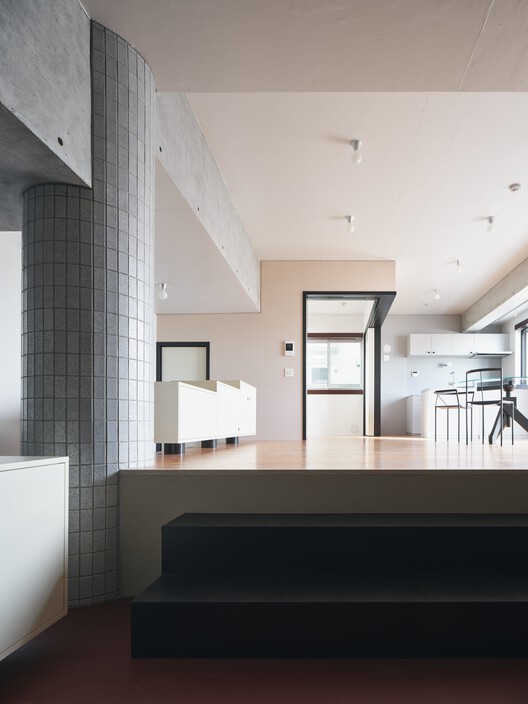 Apartment in Uehara / ULTRA STUDIO Apartment in Uehara / ULTRA STUDIO - Image 17 of 37
