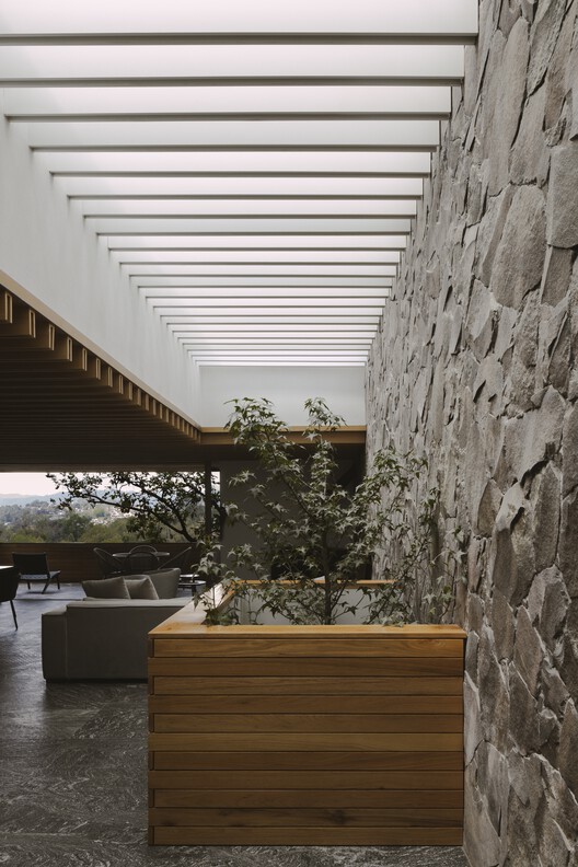 Casa Para Ver La Peña / Tenter Studio Casa Para Ver La Peña / Tenter Studio - Exterior Photography, Wood
