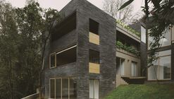 Casa Para Ver La Peña / Tenter Studio