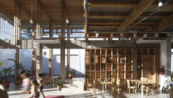 Veneciana Escalada Drive-Thru Ice Cream Shop / DRM Arquitectura